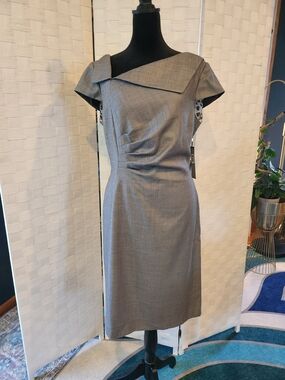 Tahari ASL Tailored Grey Sheath Dress with Asymmetric Collar Size 10 NWT